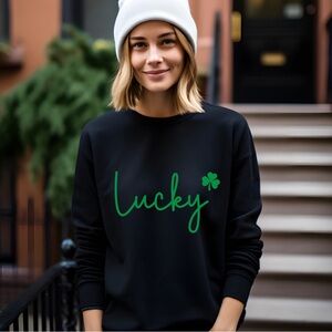 Lucky Shamrock Saint Patrick’s Day Women’s Crewneck Sweatshirt